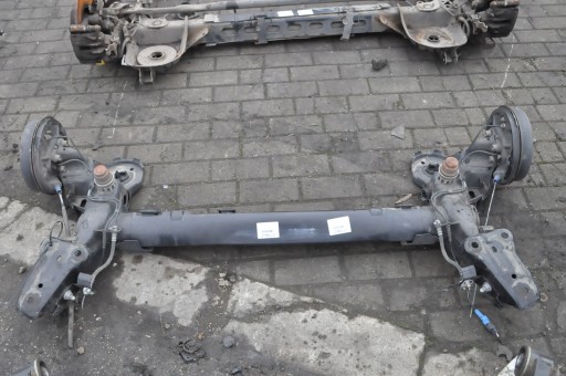 C3 iii lift 1.2 pure tech 12v 61kw 82km задня підвіска балка барабани 7000 зл.