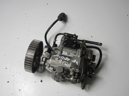 028130109J - Паливний насос AUDI 80 B4 1.9 TDI