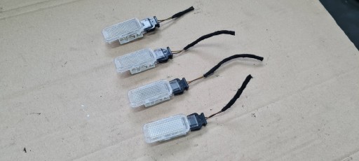 A6 C6 LIFT FANALE interna OSWIETLENIE KOMPLET 4X 8D0947415 A4 B6 B7