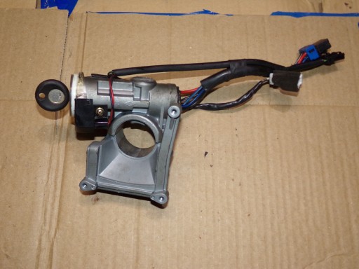 КЛЮЧ ЗАПАЛЮВАННЯ KIA JOICE 2.0 16V