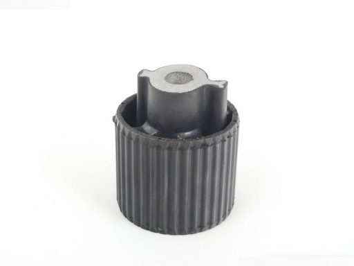 33316792872 - Подушка дифференциала bmw 5 f10 2.0 d 184км 10-14