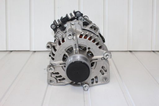 Генератор hyundai i20 i30 kona bayon kia rio stonic ceed 48v 36300-07000