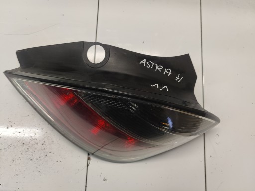 OPEL ASTRA H HB light right rear part rear 13222325