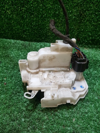 lock door left rear part rear ALFA ROMEO 159 150513060 5 PIN