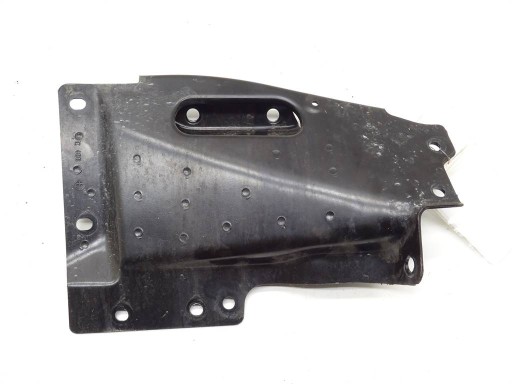Right MUDGUARD BRACKET Ромео Джулия США 16-