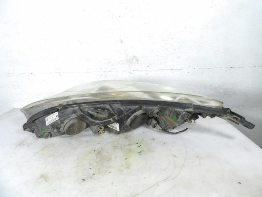 PEUGEOT 407 REFLEKTOR right 0301213602