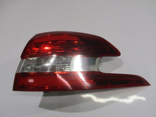 Фонарь задний правый peugeot 308 t9 ii estate в крыле