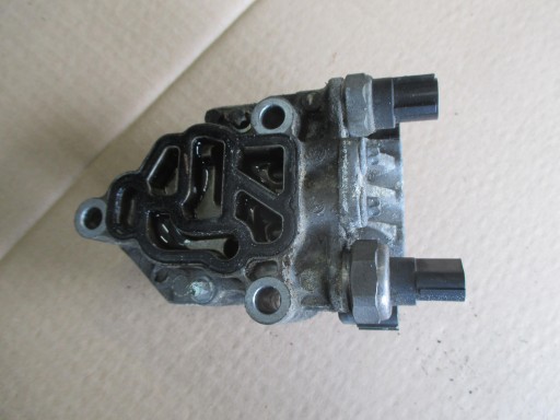 06-11 - HONDA CIVIC 8 VIII VTEC РОЗПОДІЛЬНИЙ КЛАПАН