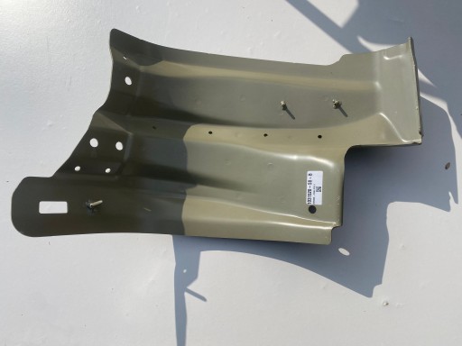 1031520-S0-B TESLA S LIFT колесная ниша новая