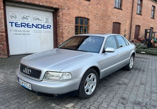 Audi A8 D2 Sedan 3.3 TDI 225KM 2002