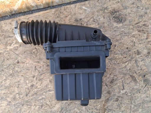 Gehäuse filter luft CHRYSLER PACIFICA 16- 3.6 68188641AA