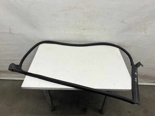Audi A5 8T SPORTBACK gasket bodywork right front 8T8831708C
