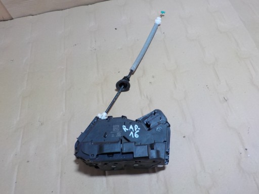 БЫСТРЫЙ И ДВЕРНОЙ ЗАМОК ЛЕВЫЙ ПЕРЕДНИЙ 5TA839015