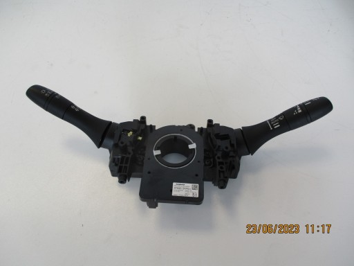 switches under the steering wheel NISSAN MICRA K14