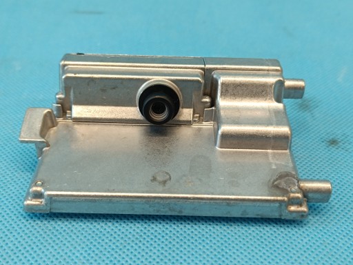 Vw t-roc лифт 1.5 tsi 110kw 2025 камера ассистент движения по полосе 2q0980653h