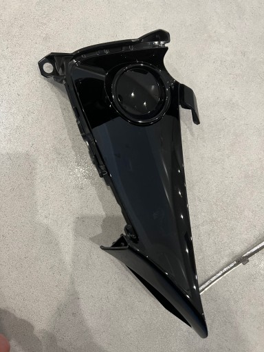 81481-02A11 - Решітка переднього бампера COROLLA E21 Нова