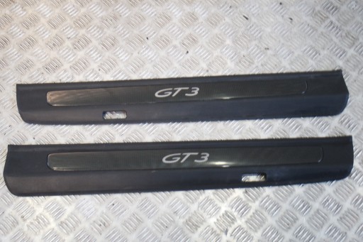 НАКЛАДКА НА ПОРІГ PORSCHE 991 GT3 CARBON