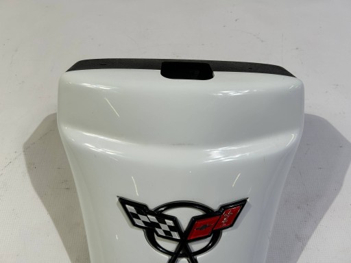 Panel cover of a lock bonnet roofs logo Chevrolet Corvette C5 Cabrio 1997