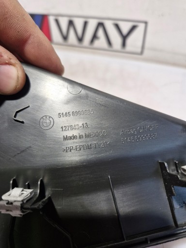 6999685 BMW G20 G21 cover spoiler of the dashboard consoles