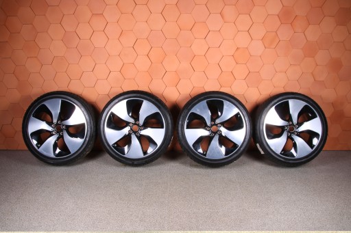 BMW I8 L12 L15 колеса диски зимние шины 20