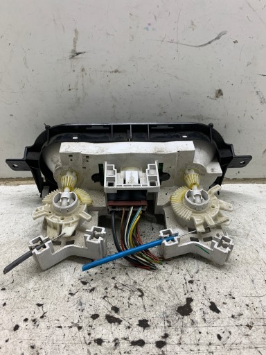 PANEL szellőző a klímának SUZUKI SX4