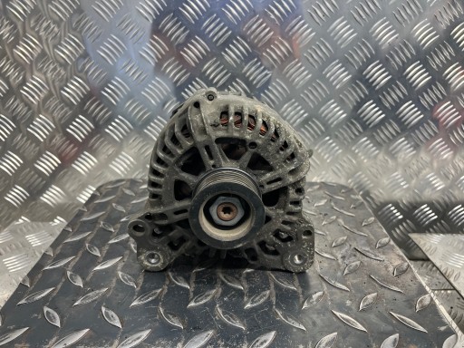 alternator VOLKSWAGEN GOLF 5 plus 110 A 03C903023B