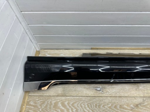 modanatura MINIGONNA sinistra BMW 7 G70 i7 Electryk E Drive 22