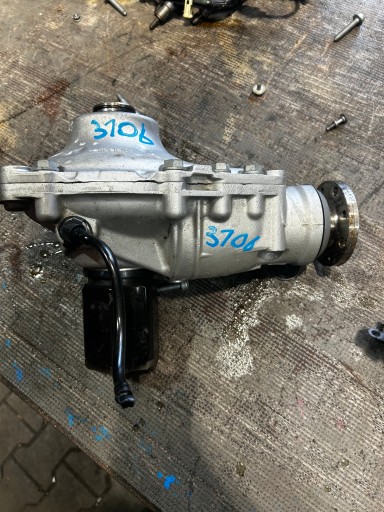 3106. REDUKTOR BMW 9896286 9896287