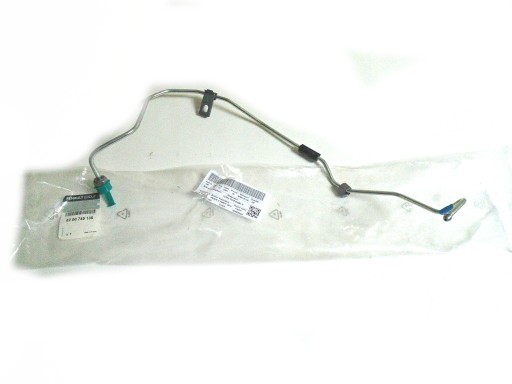 8200745136 - Топливопровод насоса Master II Trafic II 2.5 DCI