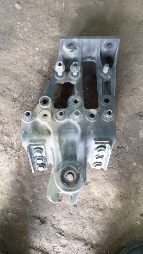 Actros mp4 arocs монтажний кронштейн пружинний тримач пружина 9603201770