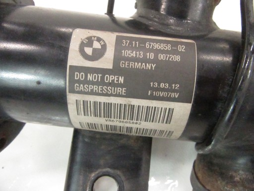 shock absorber right front BMW 5 F10 aktywny VDC 6796858 X drive 4x4