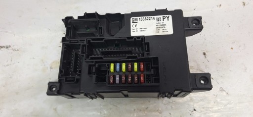 compartment of fuses OPEL CORSA D 13382214