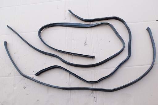 MERCEDES W219 3.0 V6 прокладки капота