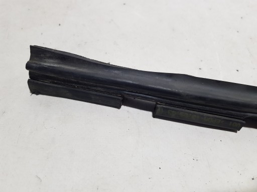 gasket windows right rear part MERCEDES SL R230 W230 2306730265