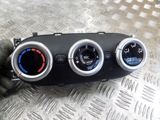 vezérlö panel a klímának 735579747 FIAT 500L 2012/ ROK