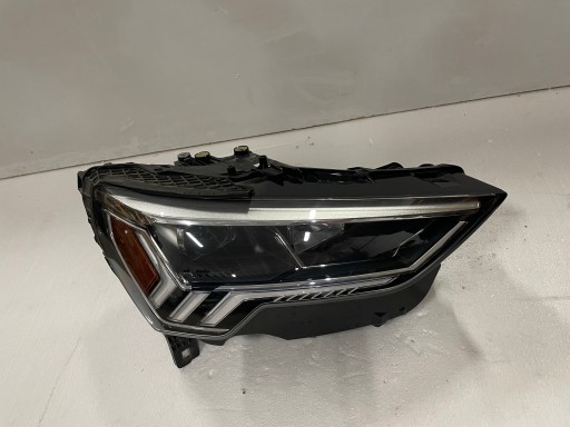 Audi q3 83a права повна світлодіодна лампа в комплекті все добре 83a941034b usa