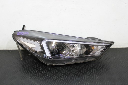 light right front right front 92102-D7500 HYUNDAI TUCSON III 3 LIFT