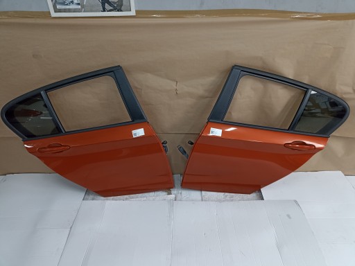 Задні двері зліва права bmw 1 f20 b44 валенсія помаранчевий колір