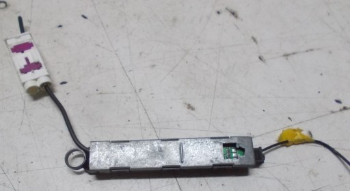 VW GOLF VI Positif 1.6 TDI 09R Amplificateur antenne 5M0035577F
