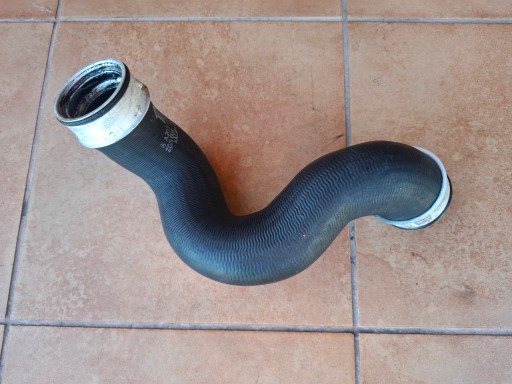 hadice trouba intercoolera MERCEDES W203 A2035281882