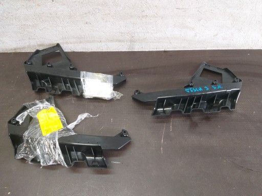 FEUX PHARE SUPPORT DROITE OU GAUCHE TESLA III 3