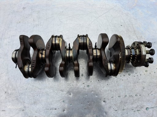 Колінчастий вал 2.0i b48 bmw 330 430 7646736 хороший