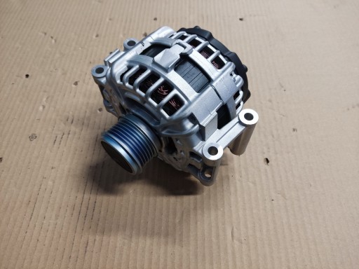 Генератор audi vw оригінальний 06k903026l новий