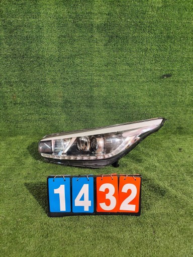 REFLEKTOR levý předek KIA CEED II LED 12- NR.R1432
