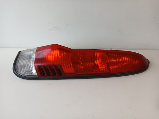 DAIHATSU TERIOS und Licht rechts heck