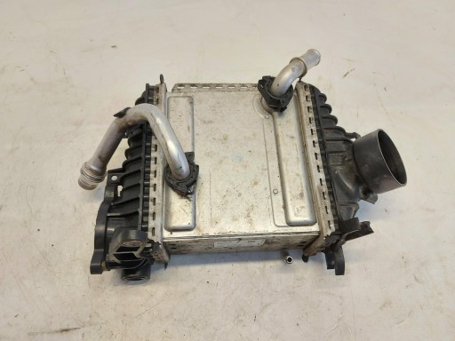 Mercedes w447 Vito V220d radiator intercooler wodny oryg a6540906100