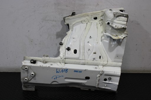 Четверть передней передней передней передней панель cla ii 2 w118 amg