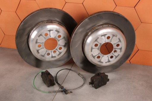 BMW G20 G21 G22 G23 G26 kotuče desticky záď 330X20 6882245 6882246