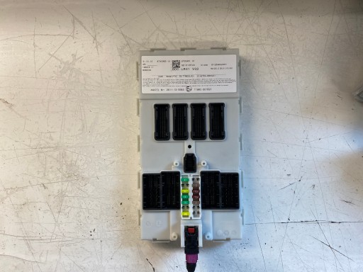 Модуль bsi коробки bmw i3 8736965