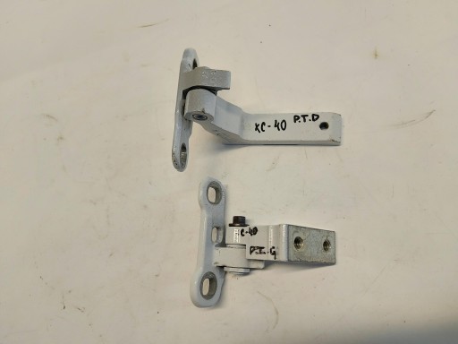 VOLVO XC40 D3 hinge door right rear part gora dol komplet